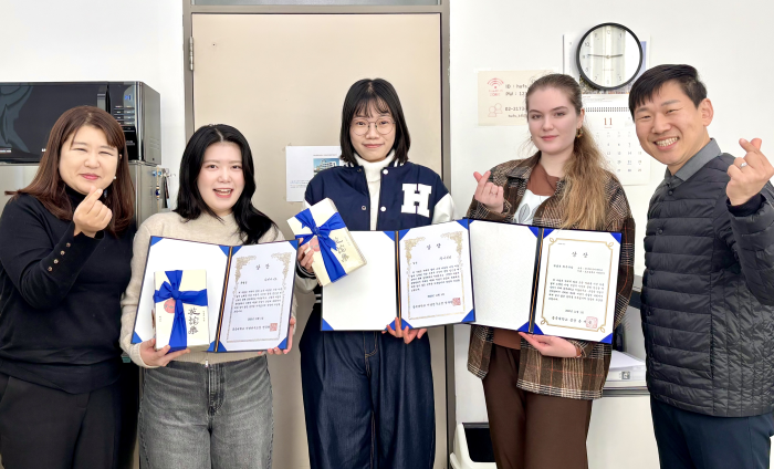 KFL학부 유학생 3명, ‘2025년 미당문학제’ 최우수상·특별상 수상 대표이미지